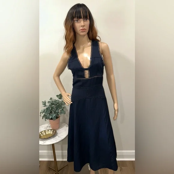 NWT Reiss Leena Embroidered Midi Dress Navy size 4 - Picture 3 of 3
